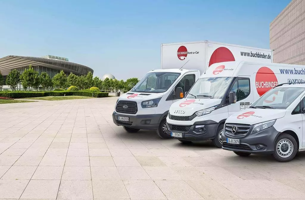 Mehrere Buchbinder Transporter